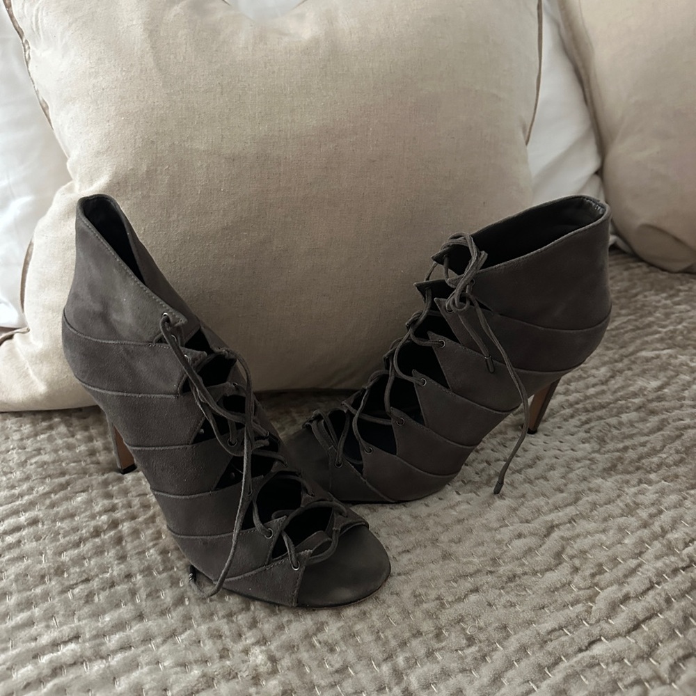 Dolce Vita Charcoal Lace-Up Heels